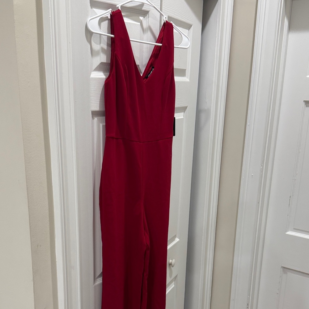 Express Vibrant Red Garment